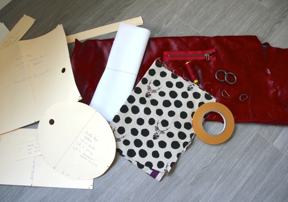 the materials for making the leather bag
