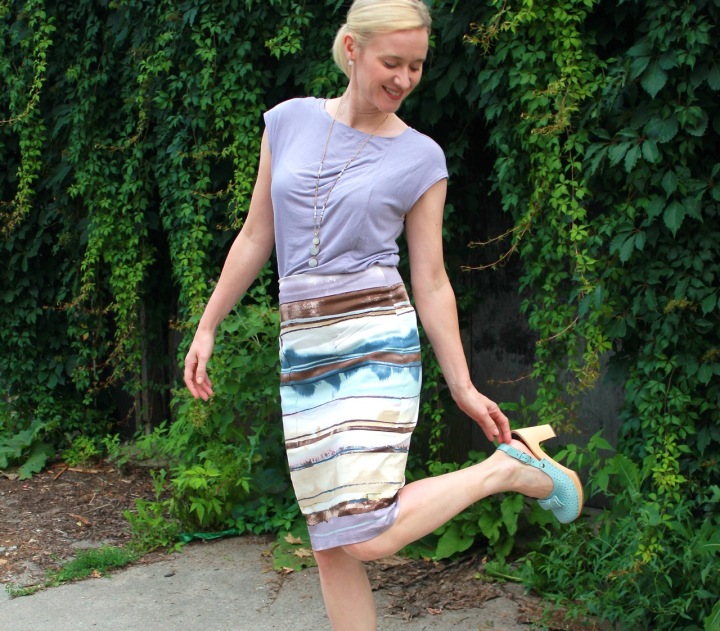 Frivolous at Last: Alberta Street Pencil Skirt and Style Arc Lotti top
