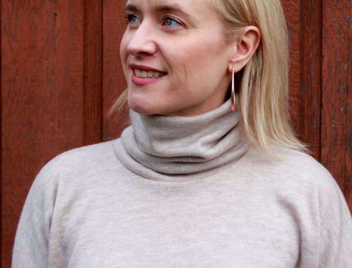 Frivolous at Last - Jalie Yoko Sweater