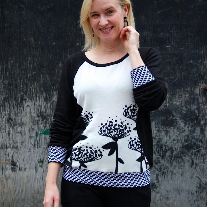 Frivoloust at Last - Simplicity 0315 Sweatshirt