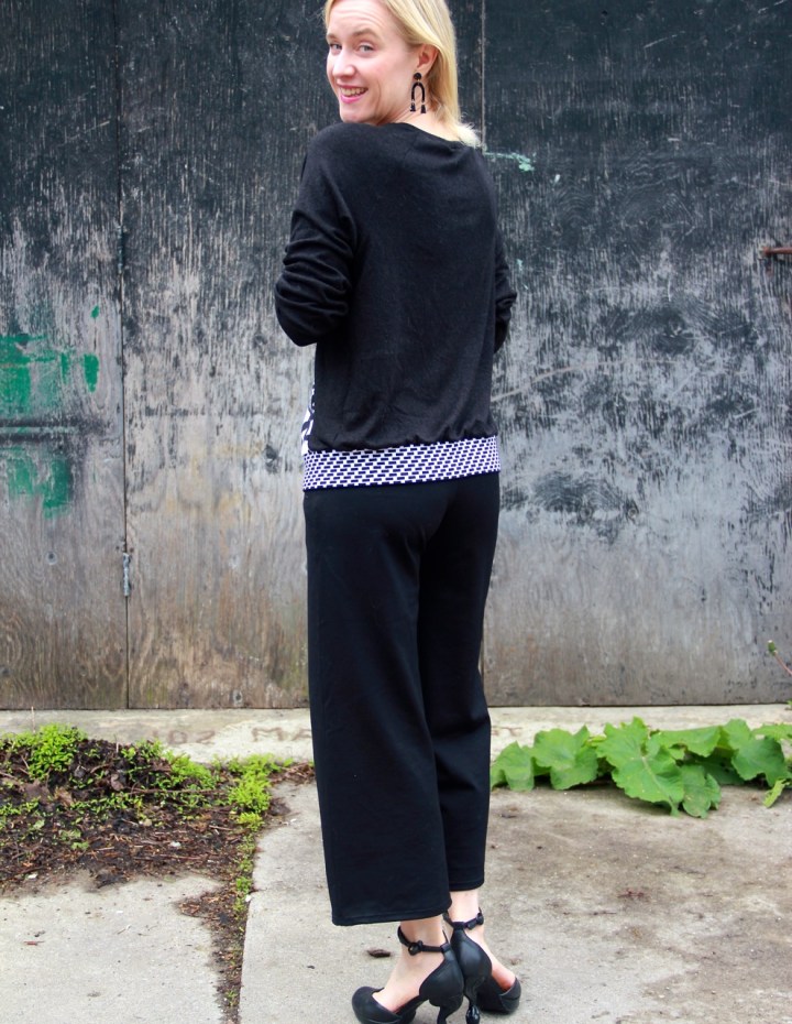 Frivoloust at Last - Simplicity 0315 Sweatshirt and Friday Pattern Company Joan Trousers
