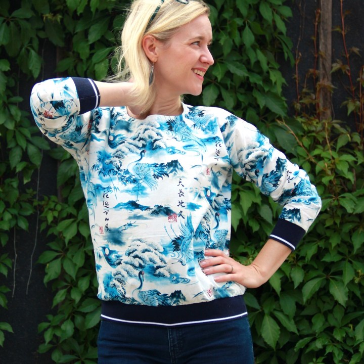 Frivolous at Last - Grainline Linden Sweatshirt